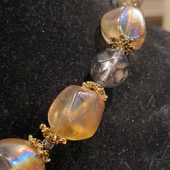 Topaz Iridescent Glass Necklace With Gold Tone Findings Very Chunky and Pretty - Picture 5 of 6